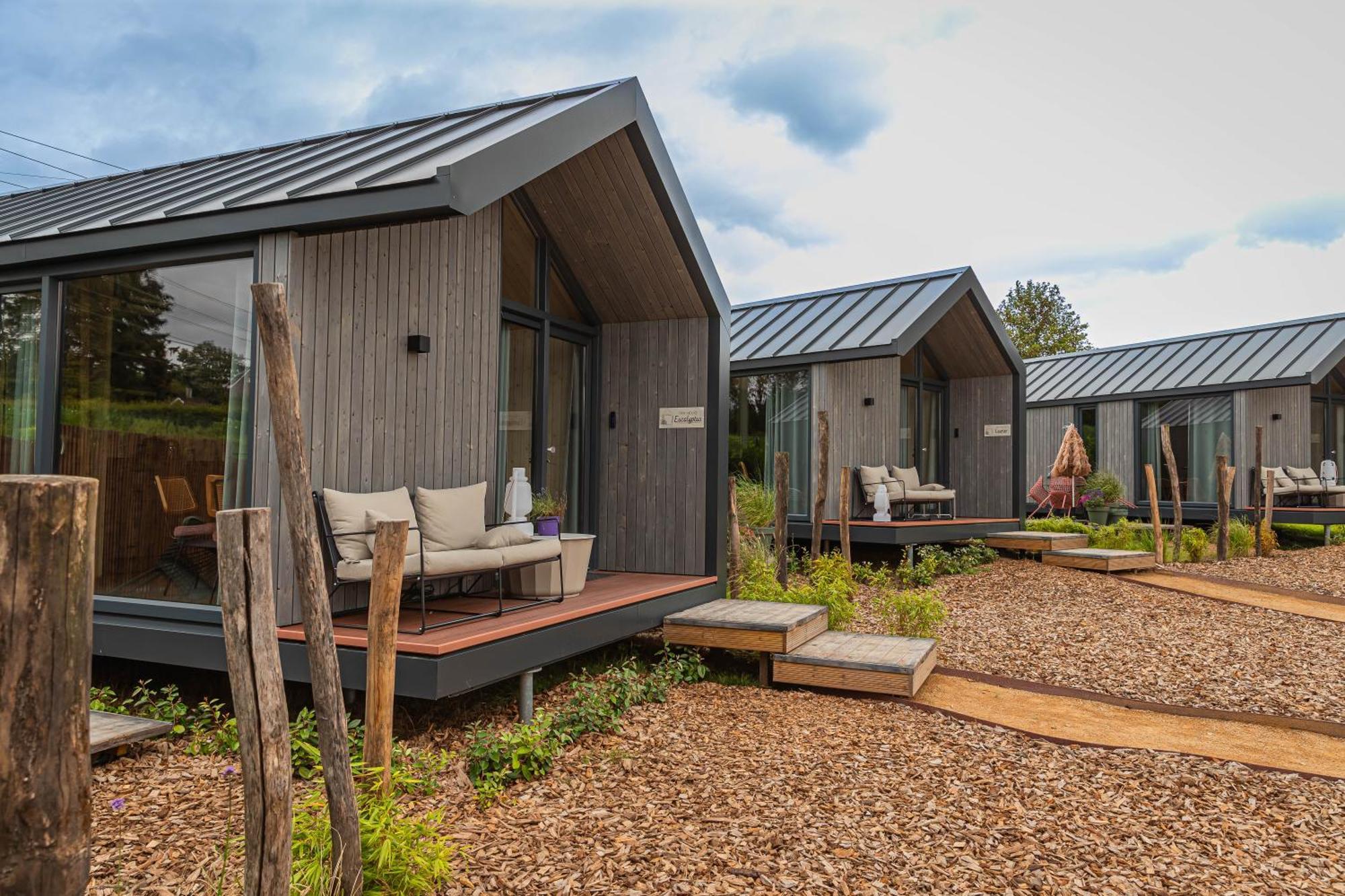 Tinyhouse Luxe Met Hottub Villa Meerssen Exteriör bild
